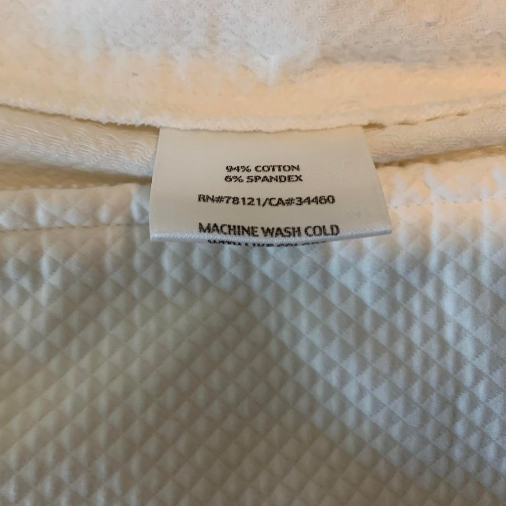 Women's Lightweight White Waffle Blazer - Picture 4 of 4